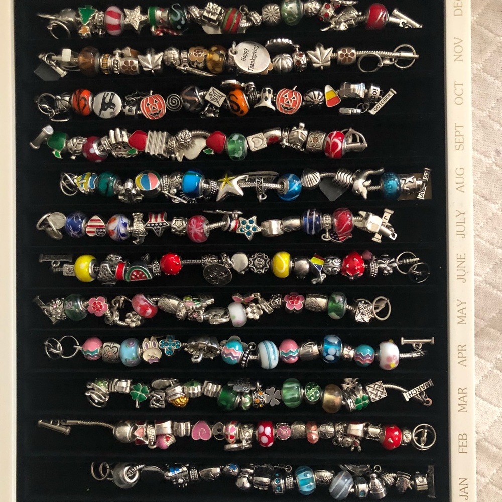 Willabee & Ward 12 month Bracelet set